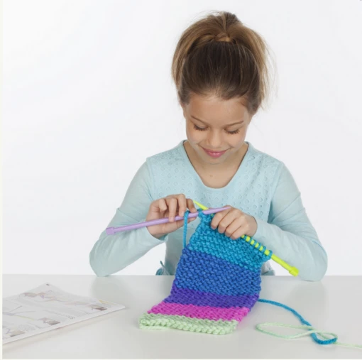 Learn To Knit Pocket Scarf -Children Toys Store creativity for kids learn to knit pocket scarf 04